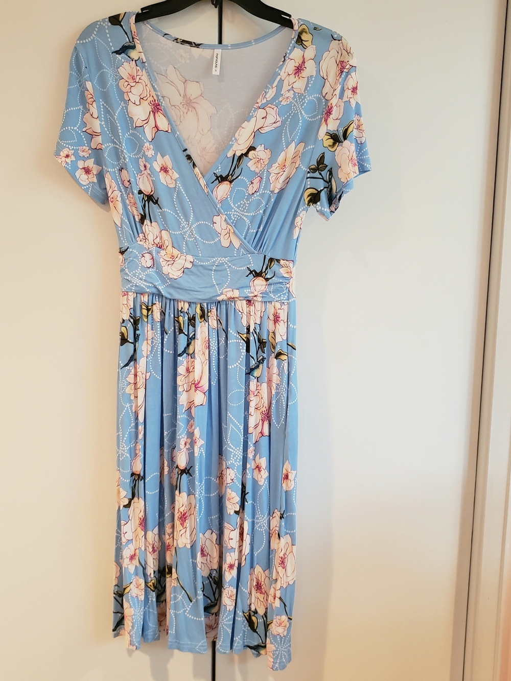 Light Blue Floral Wrap Midi Dress with V-Neck